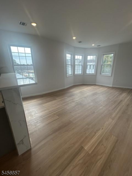 995 S Orange Ave 2 Property Photo 3