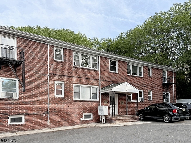 16 Clark Ter 3 Property Photo 1
