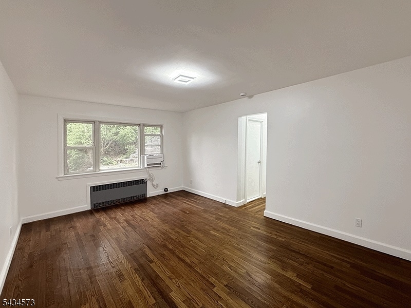 16 Clark Ter 3 Property Photo 3