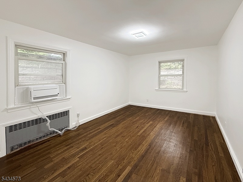 16 Clark Ter 3 Property Photo 4