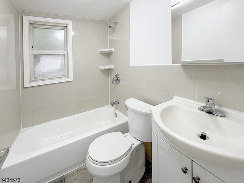 16 Clark Ter 3 Property Photo 5