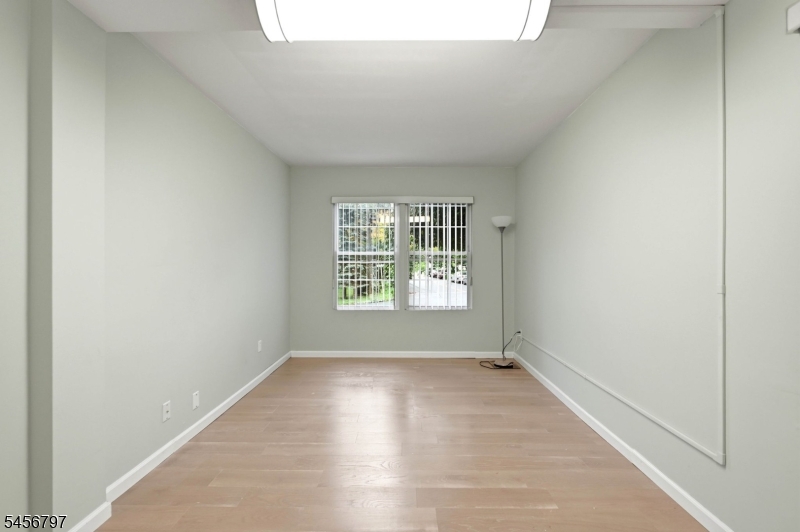 242 Hiawatha Blvd Property Photo 10