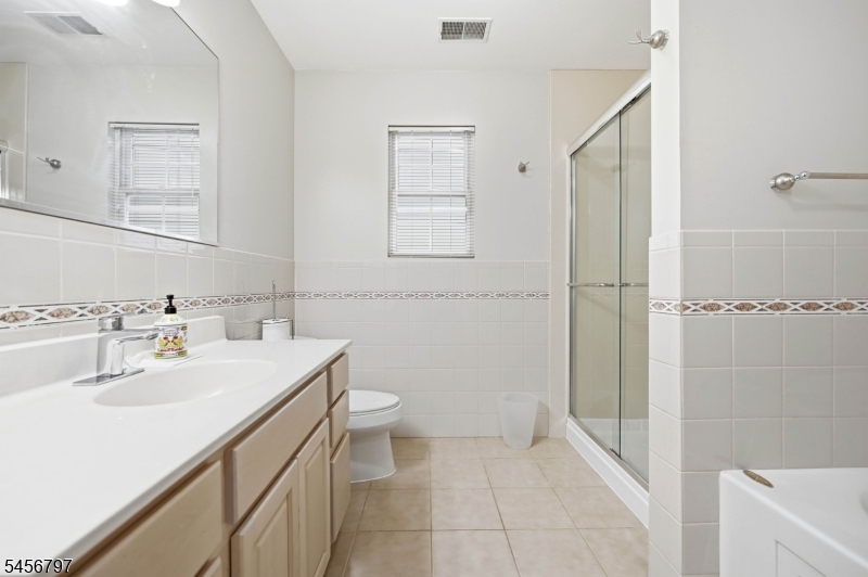 242 Hiawatha Blvd Property Photo 19
