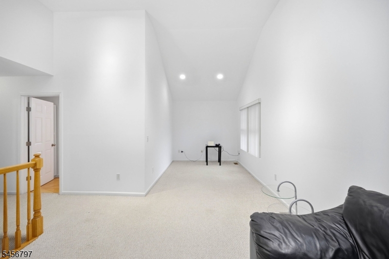 242 Hiawatha Blvd Property Photo 28