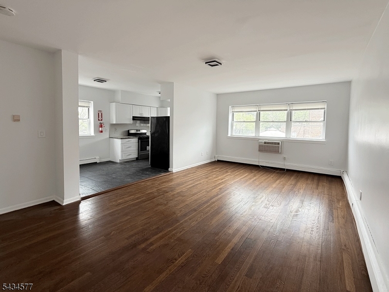 109 William 4 Property Photo 2