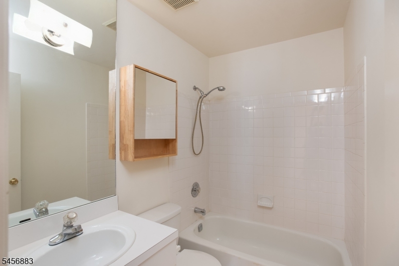 3722 Bloomingdale Dr Property Photo 23