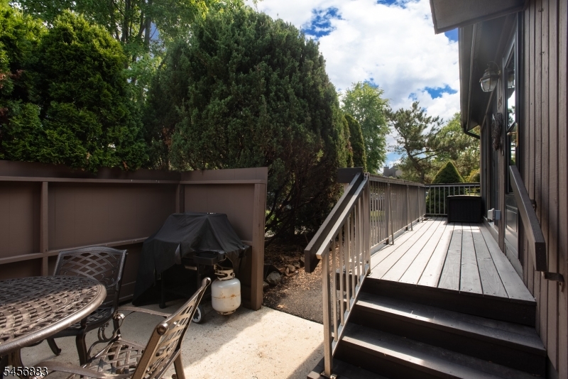 3722 Bloomingdale Dr Property Photo 27