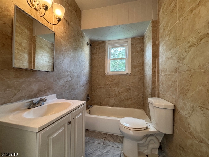 144 E Jersey St 2 Property Photo 7