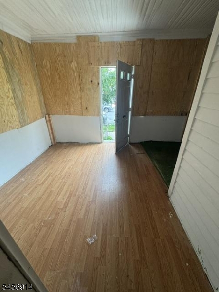 345 Harrison St Property Photo 3