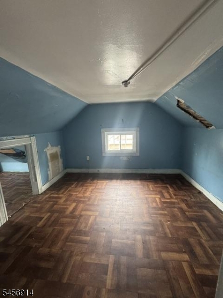 345 Harrison St Property Photo 13