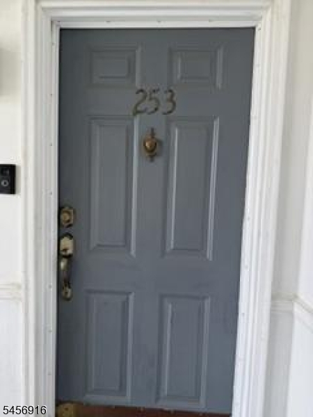 253 Rachel Ct Property Photo 1