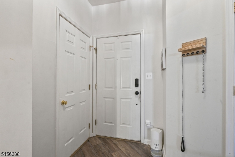 12 Cypress Ct Property Photo 3