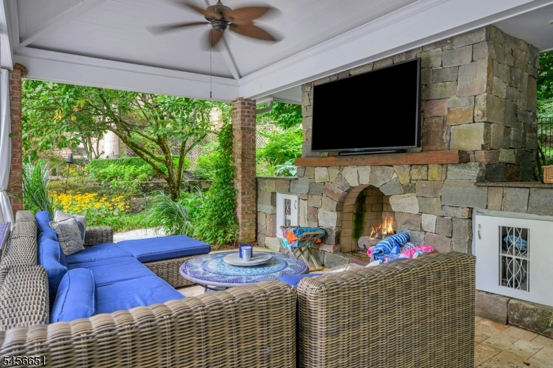 5 Deer Trail Property Photo 49