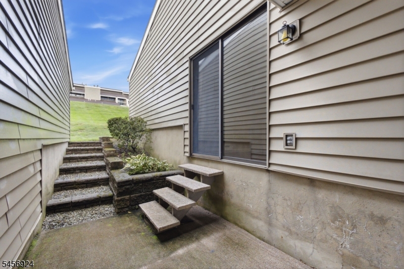6 N Slope Property Photo 28