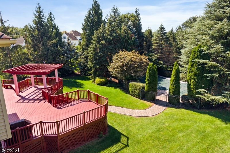 2 Daltrui Dr Property Photo 3