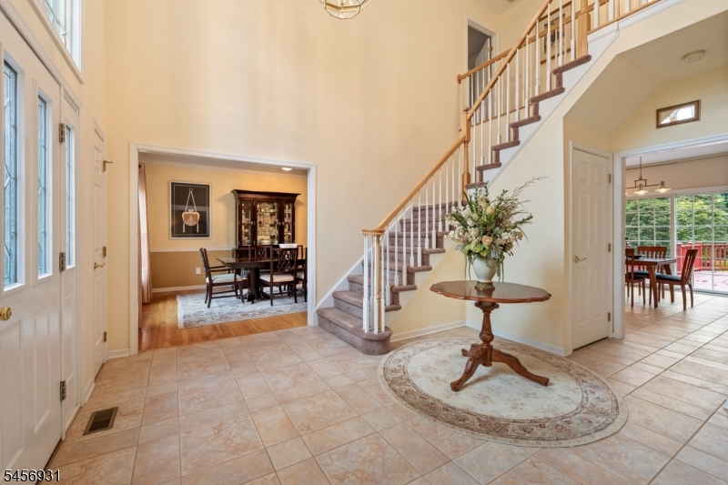 2 Daltrui Dr Property Photo 6