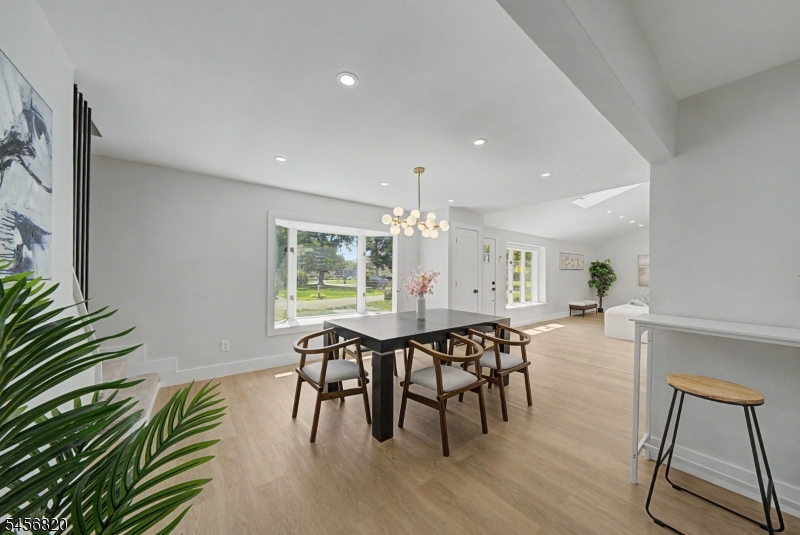 19 Ferndale Rd Property Photo 12
