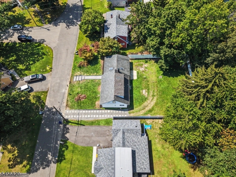 19 Ferndale Rd Property Photo 25