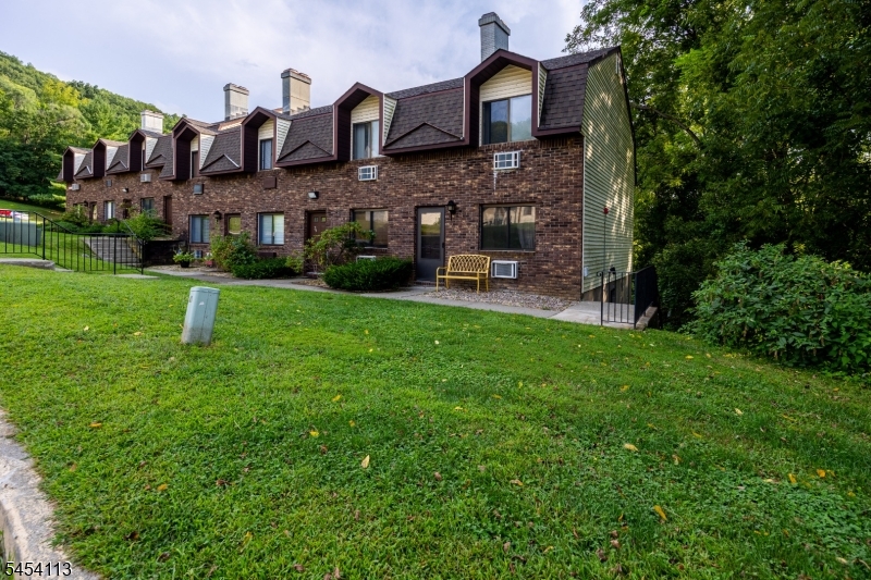 35 Great Gorge Ter 35 Property Photo 3