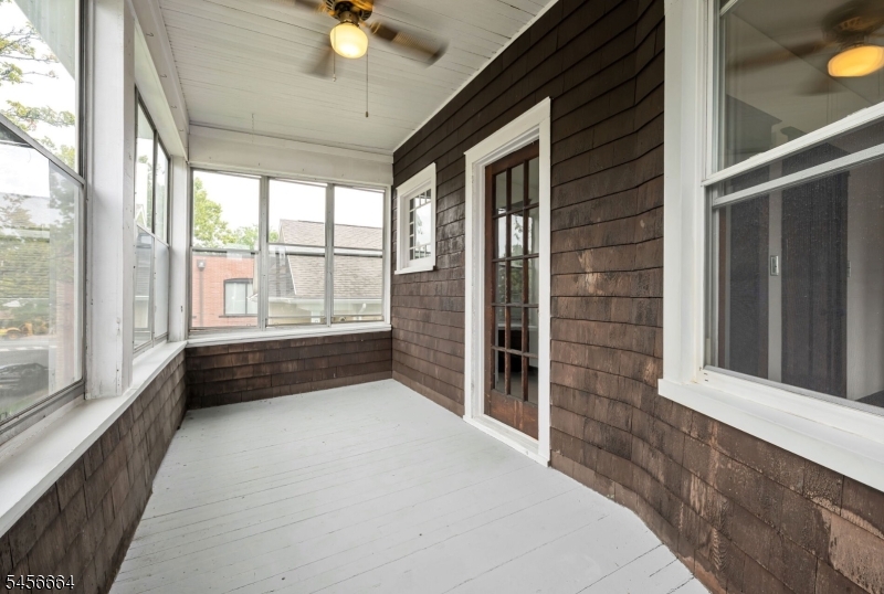 18 Lincoln Ave Unit 2 2 Property Photo 4