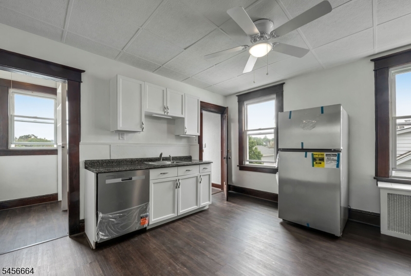 18 Lincoln Ave Unit 2 2 Property Photo 11