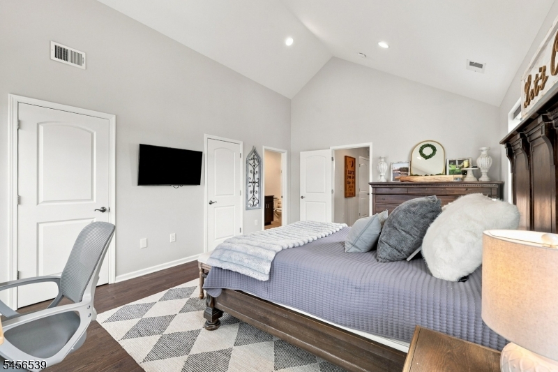 18 Blazingstar Way Property Photo 27