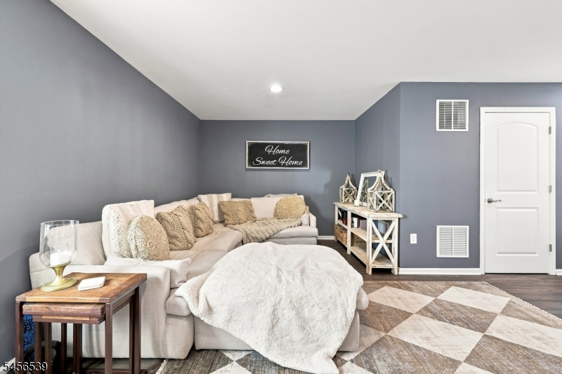 18 Blazingstar Way Property Photo 37