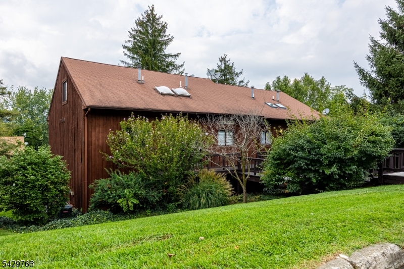 7 Sugar Loaf Ct 5 Property Photo 1
