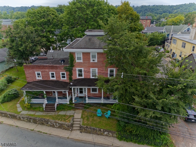 8 Trenton Ave 2 Property Photo 3