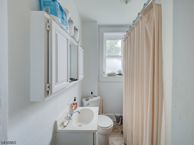 8 Trenton Ave 2 Property Photo 12