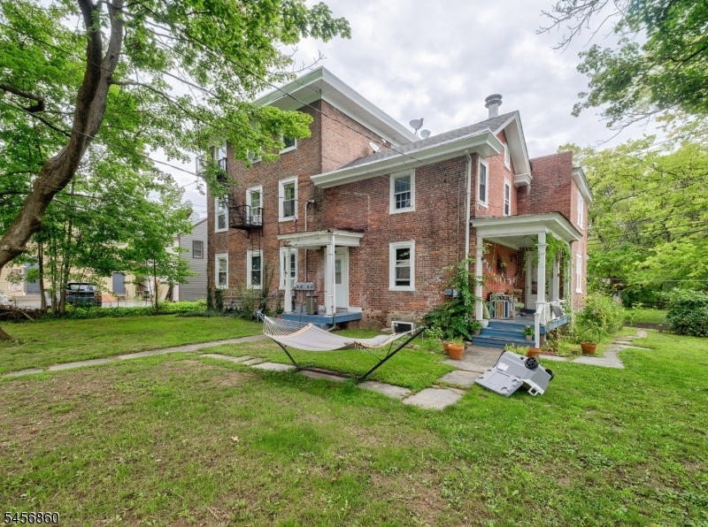 8 Trenton Ave 2 Property Photo 16