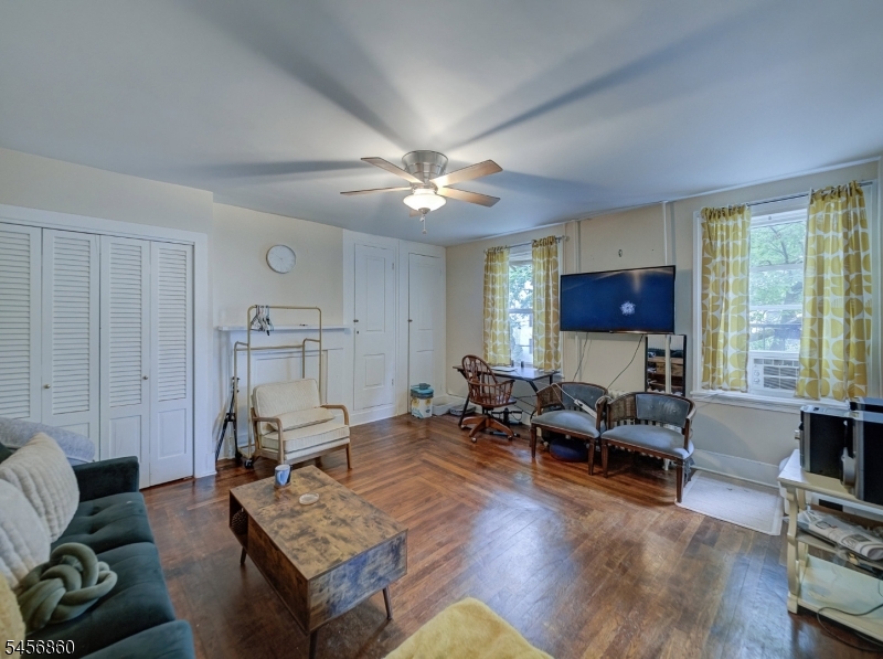 8 Trenton Ave 2 Property Photo 20