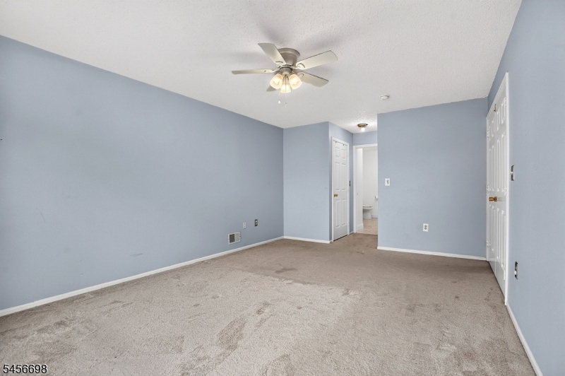 57 Hancock Dr Property Photo 11