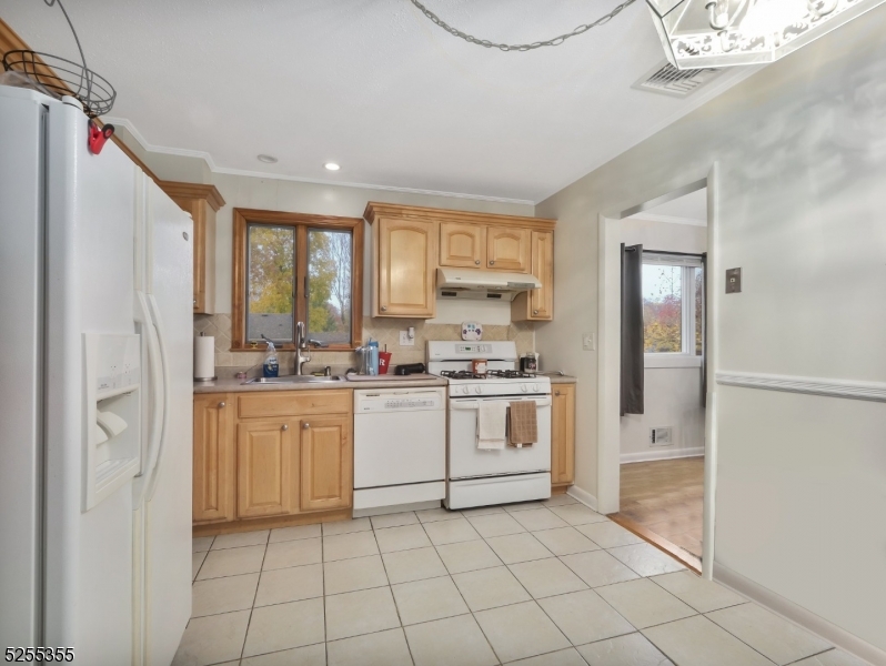 69 Intervale Rd Property Photo 13