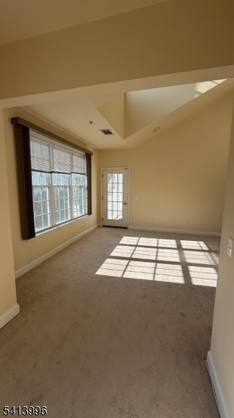 2411 Ramapo Ct Property Photo 8
