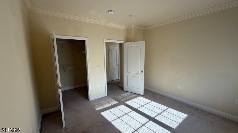 2411 Ramapo Ct Property Photo 11
