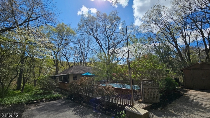 540 Paterson Hamburg Tpke Property Photo 1