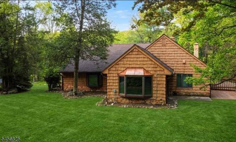 534 Paterson Hamburg Tpke Property Photo 2