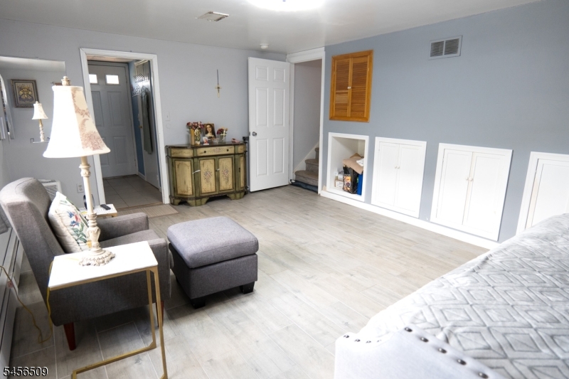 11 Mastogen Dr Property Photo 28