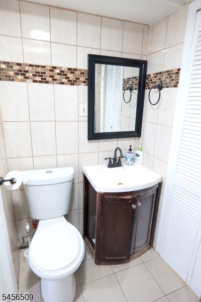 11 Mastogen Dr Property Photo 30