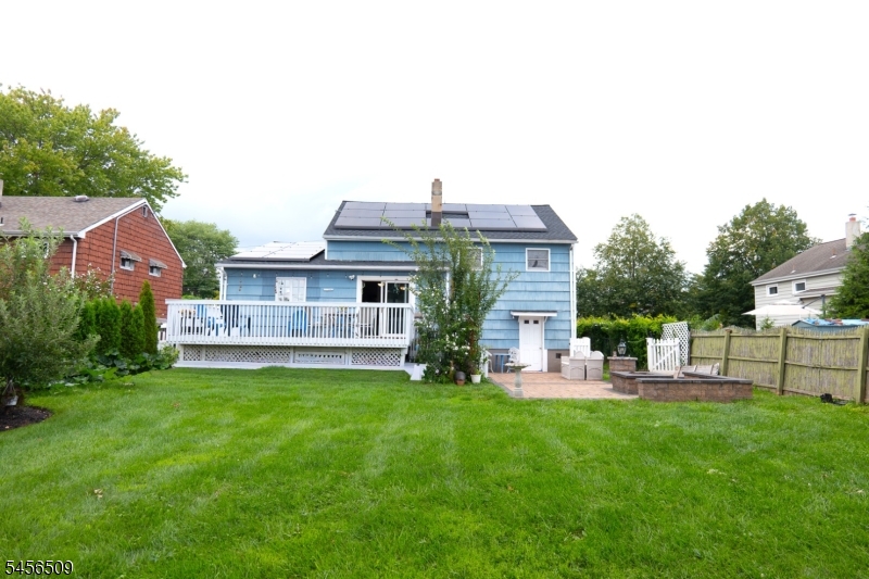 11 Mastogen Dr Property Photo 37