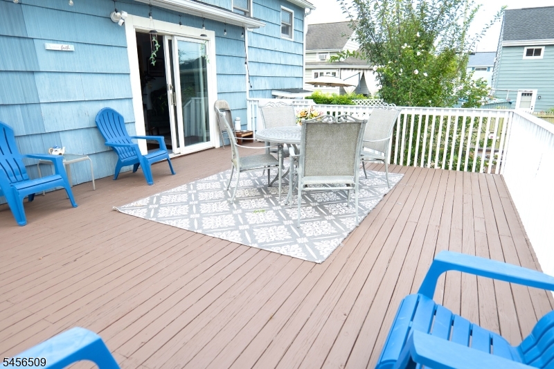 11 Mastogen Dr Property Photo 39