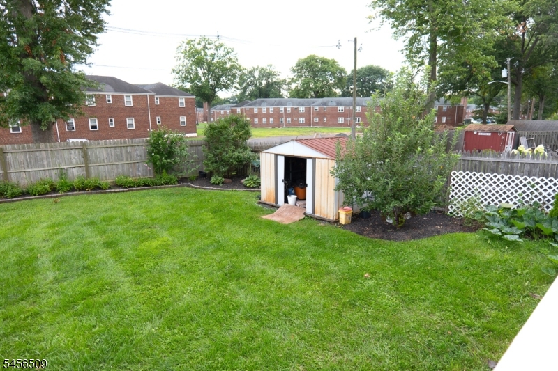 11 Mastogen Dr Property Photo 45