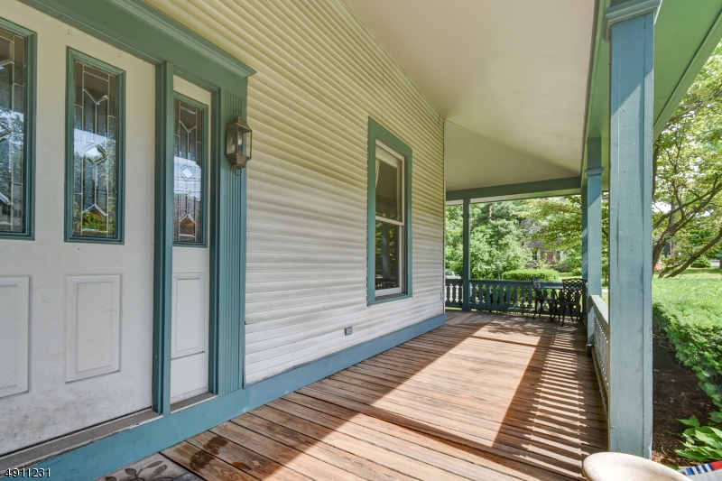 57 Park Ave, Unit B B Property Photo 2