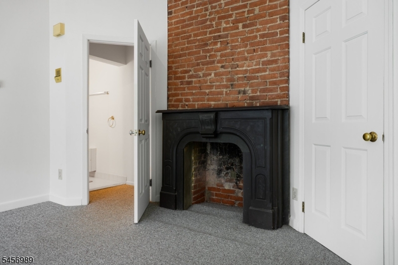 57 Park Ave, Unit B B Property Photo 14