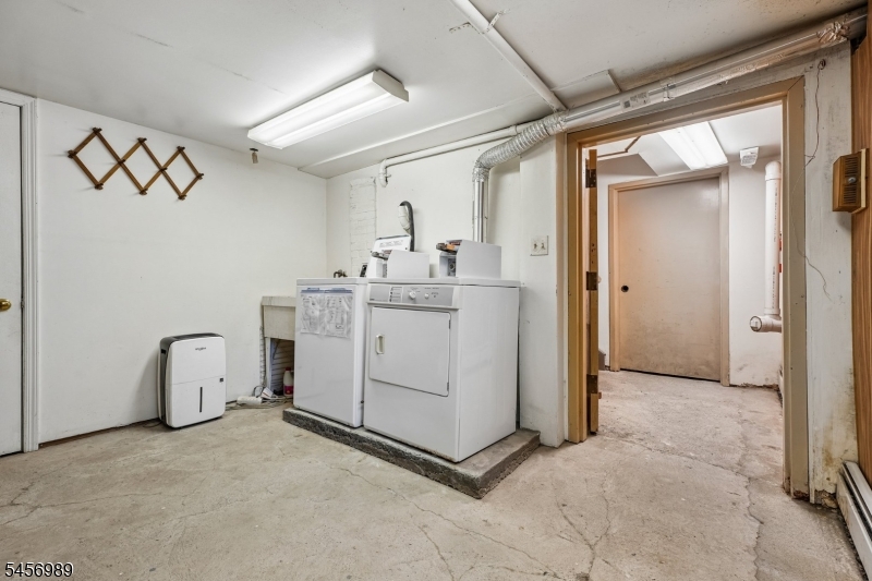 57 Park Ave, Unit B B Property Photo 16