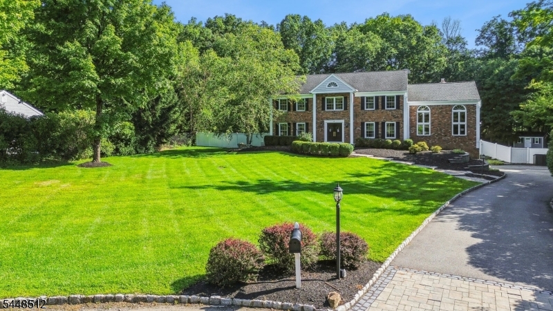 9 Revere Ct Property Photo 2