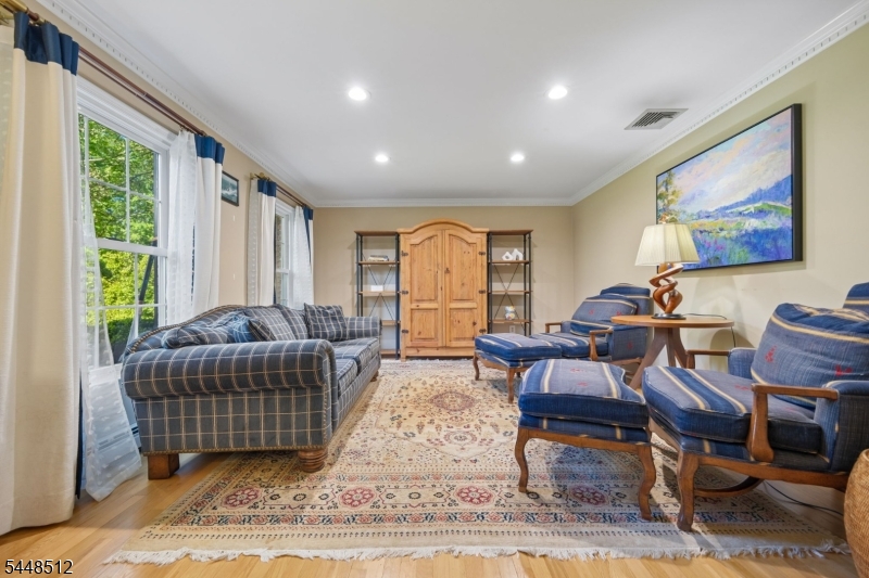 9 Revere Ct Property Photo 20