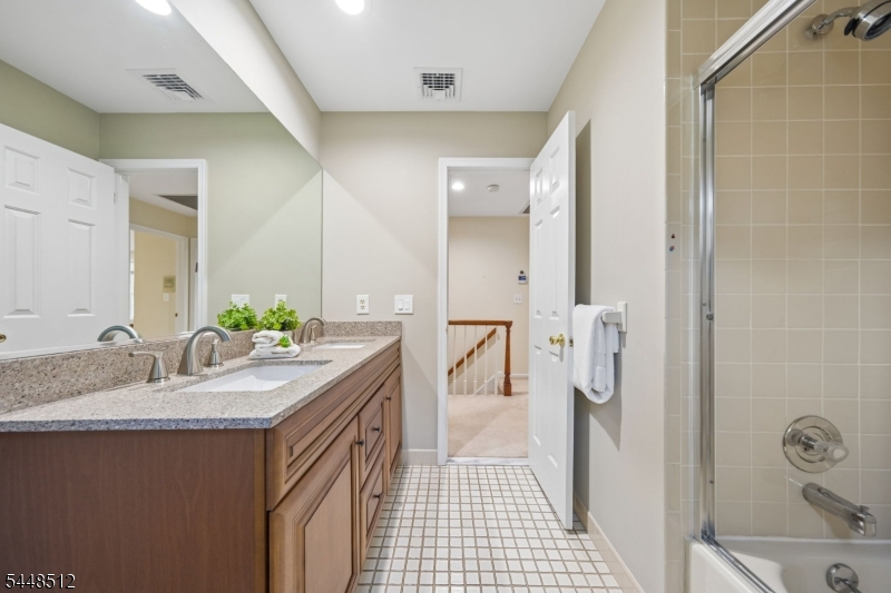 9 Revere Ct Property Photo 38