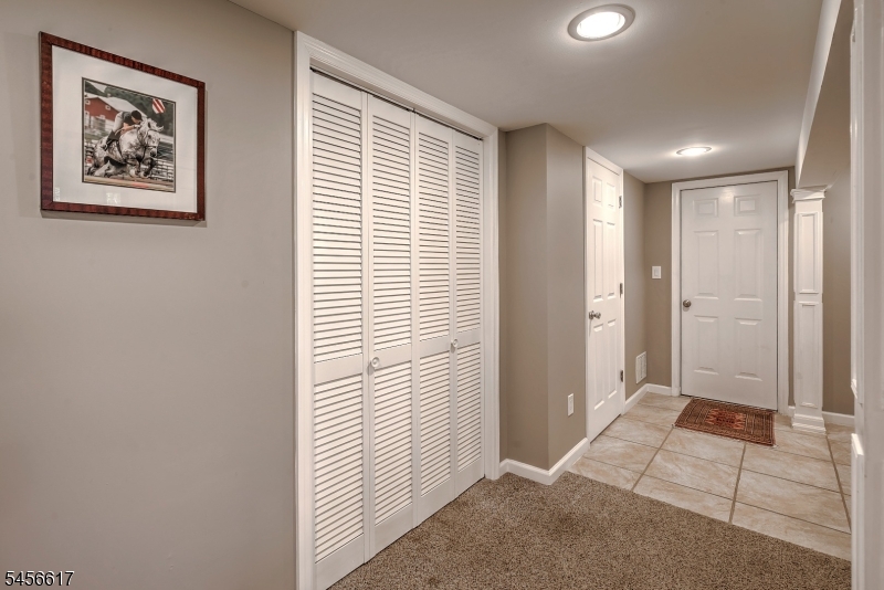 81 Academy St Property Photo 33
